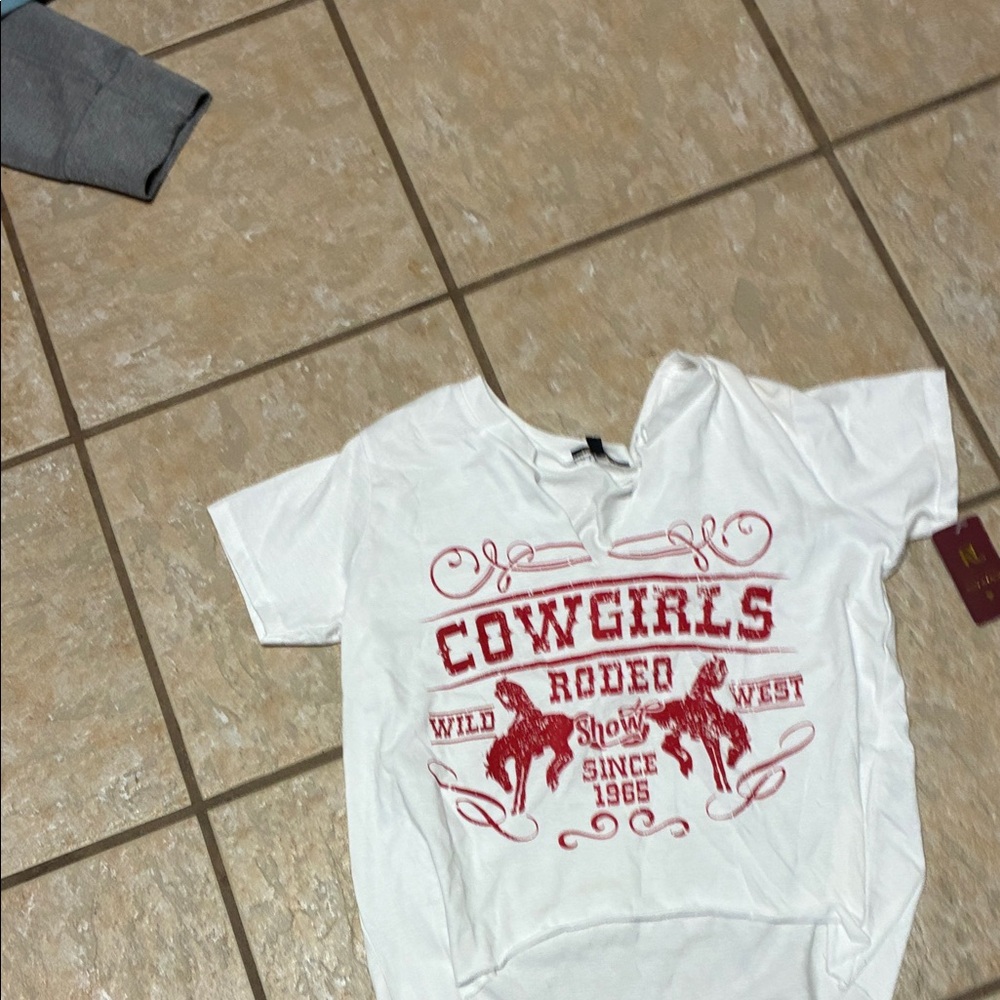 Cowgirls Rodeo White Short Sleeve Tee